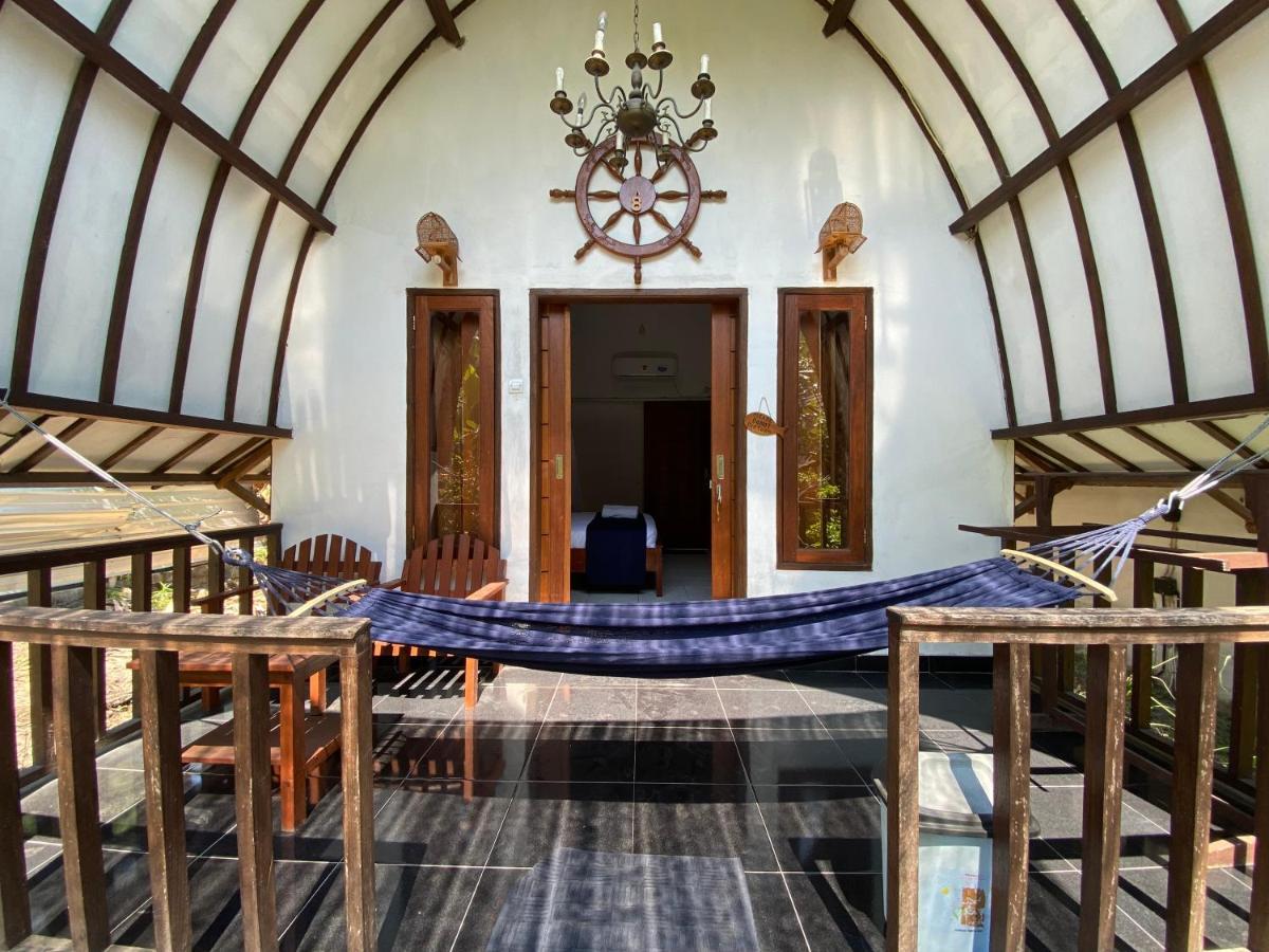Mustika Ocean Lodge Gili Air Exterior photo