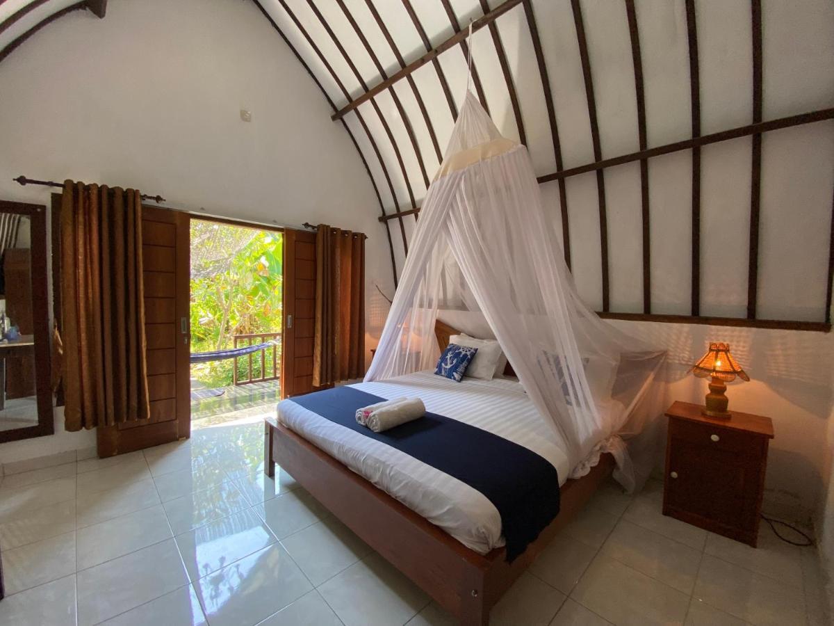 Mustika Ocean Lodge Gili Air Exterior photo