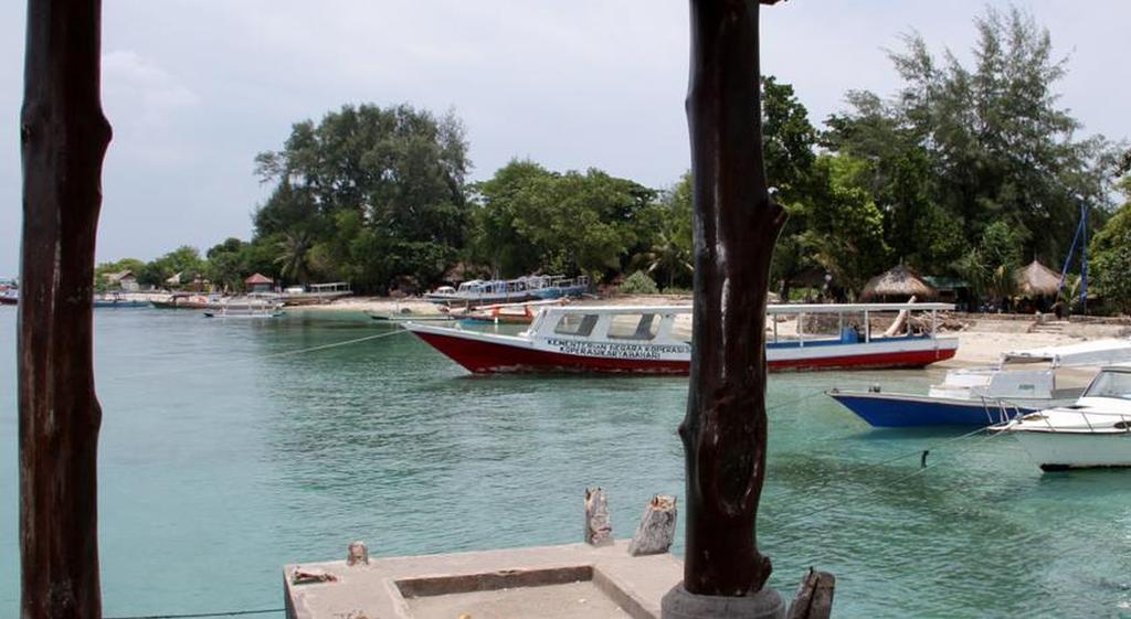 Mustika Ocean Lodge Gili Air Exterior photo